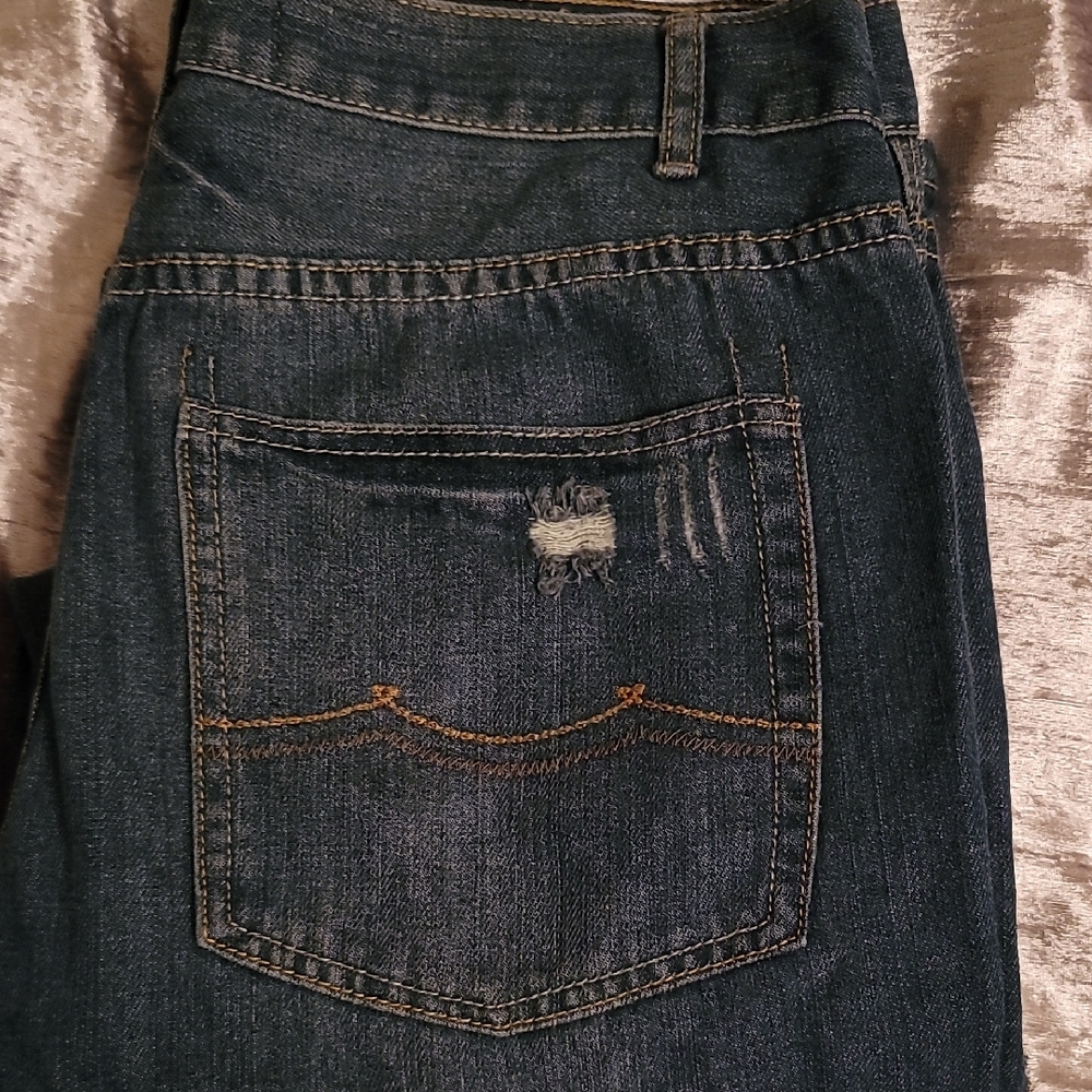 Men's Agile 36x32 Intentionally distressed Blue Denim Jeans